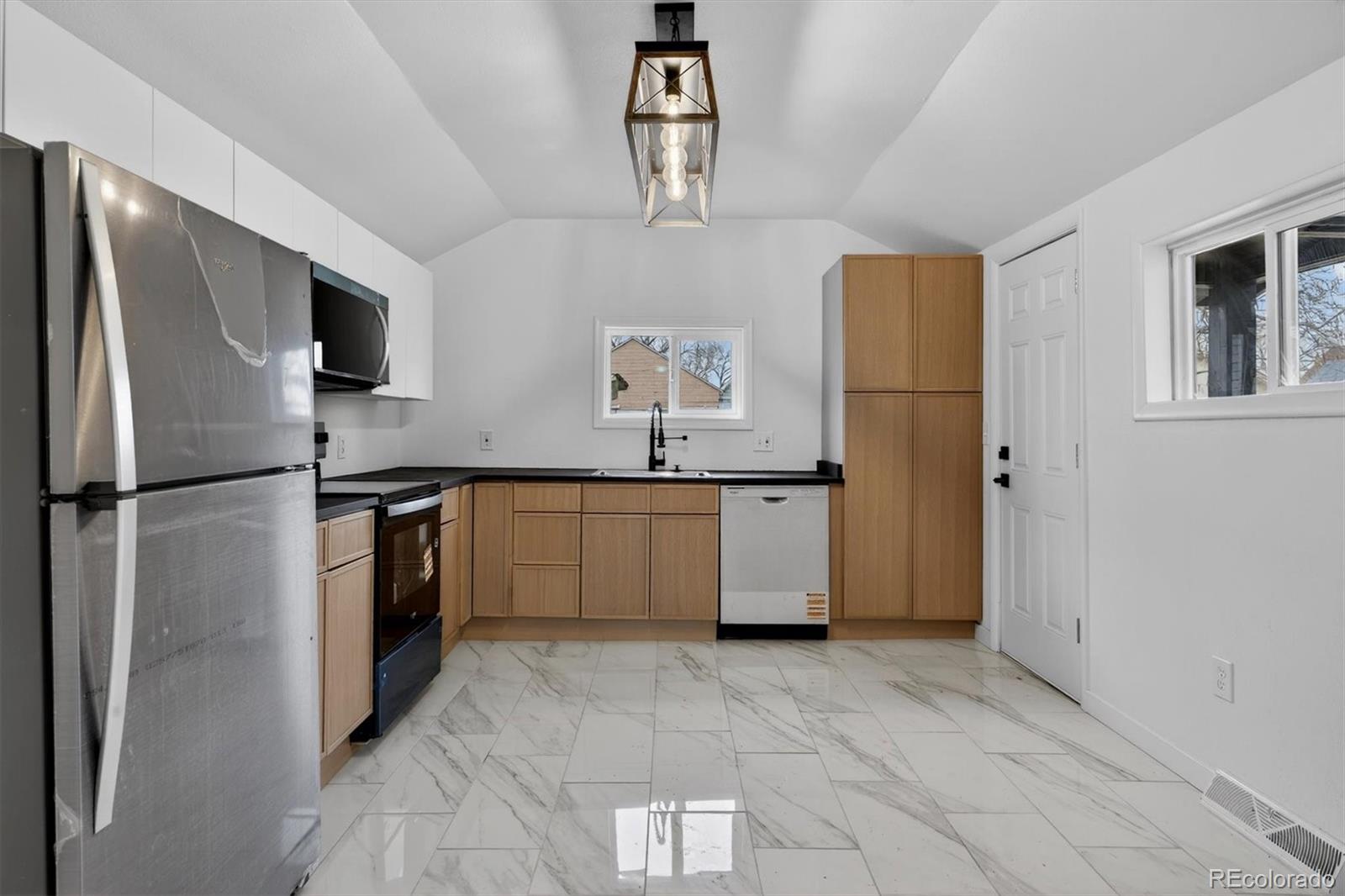 137 Hazel Court Denver CO 80219