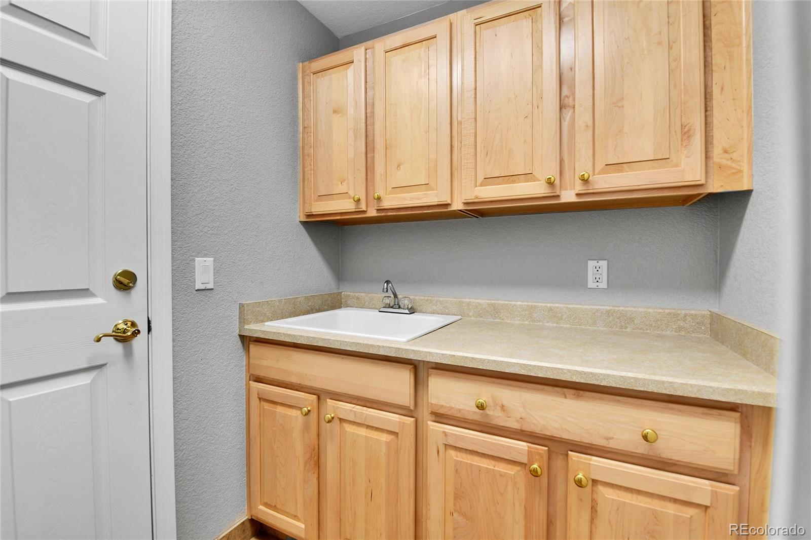 6224 S Blackhawk Court Centennial CO 80111