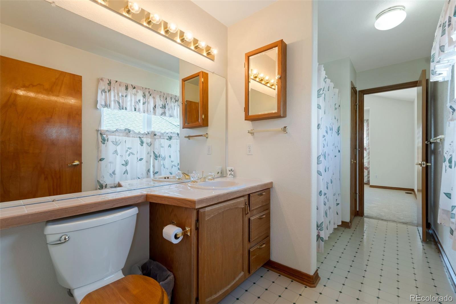 18876 E Powers Drive Aurora CO 80015