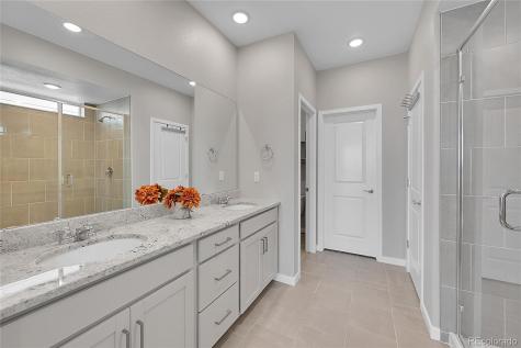 23642 E 40th Avenue Aurora CO 80019