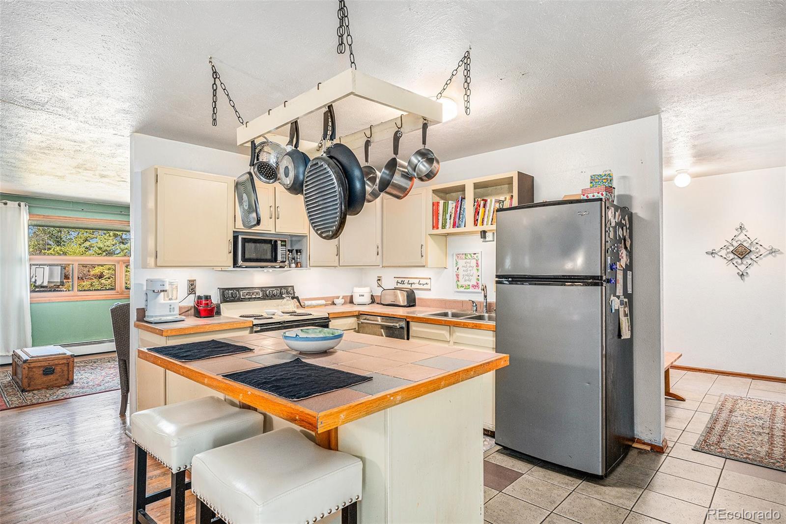 2208 Champlain Drive Boulder CO 80301