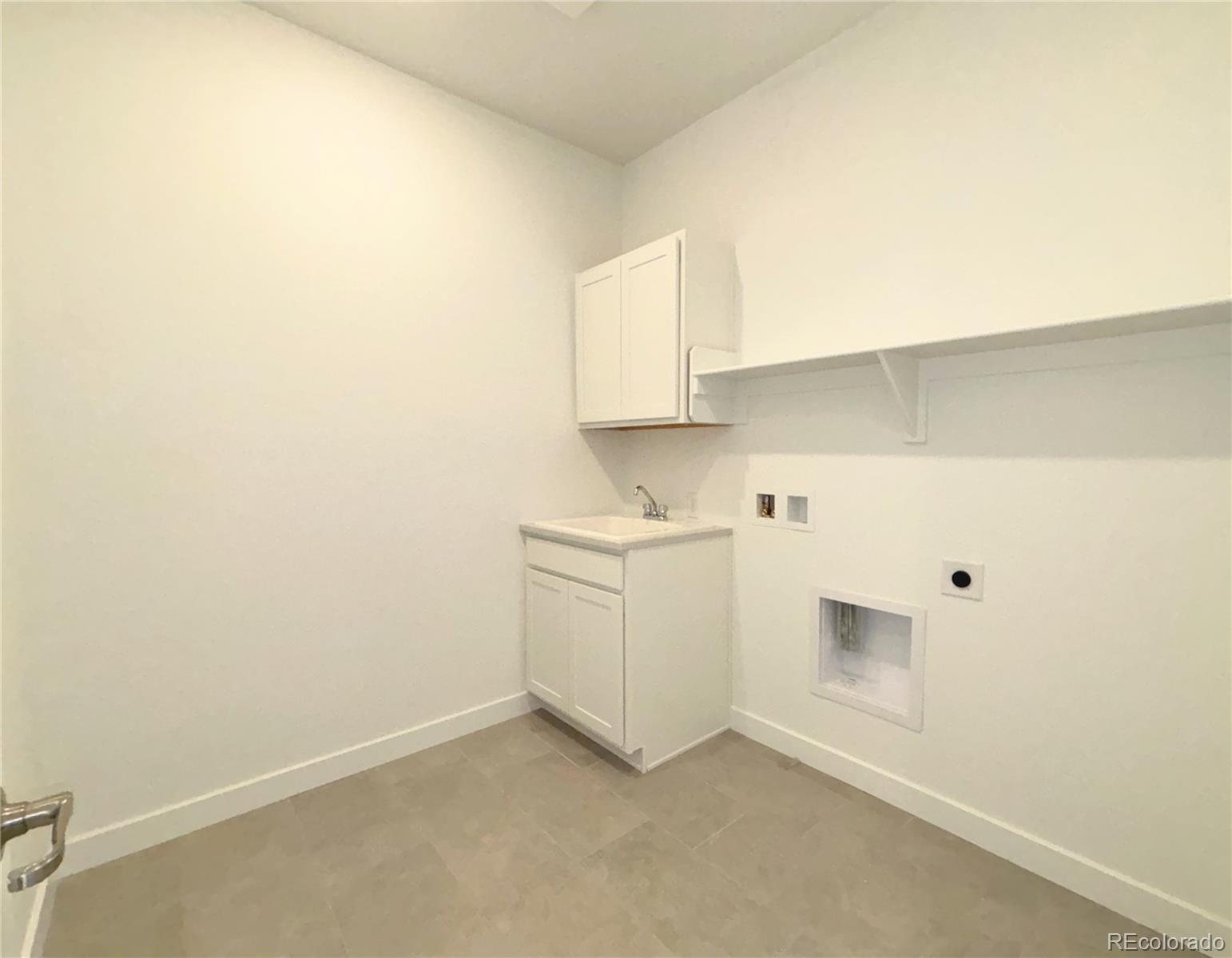 24674 E Kettle Court Aurora CO 80016