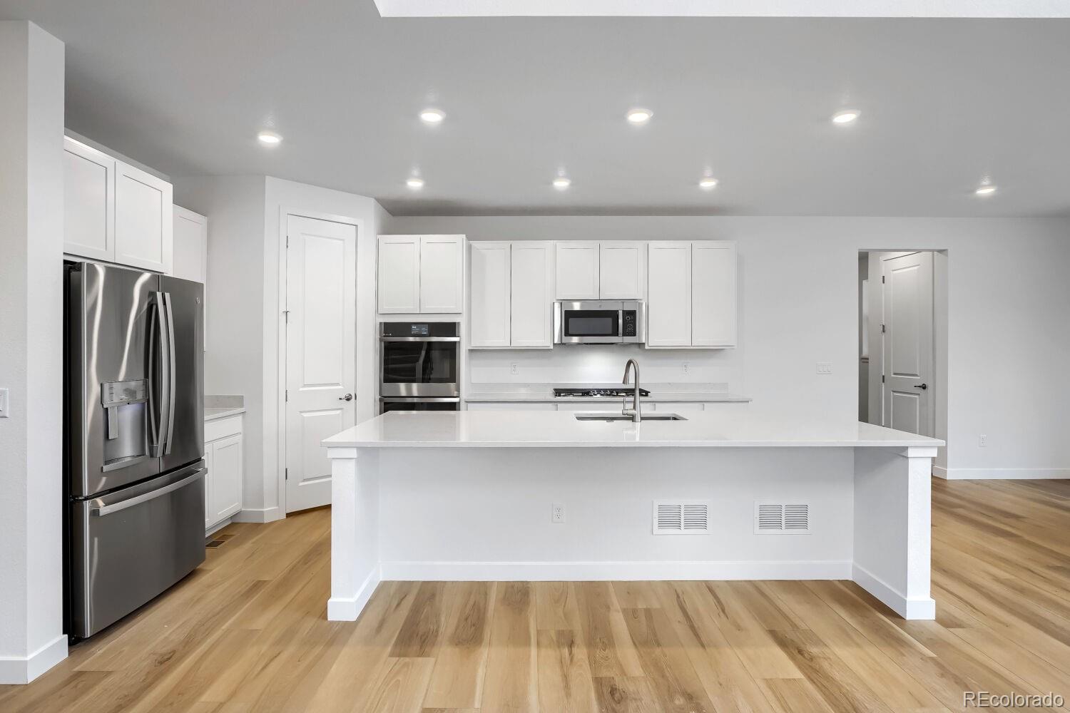 24674 E Kettle Court Aurora CO 80016