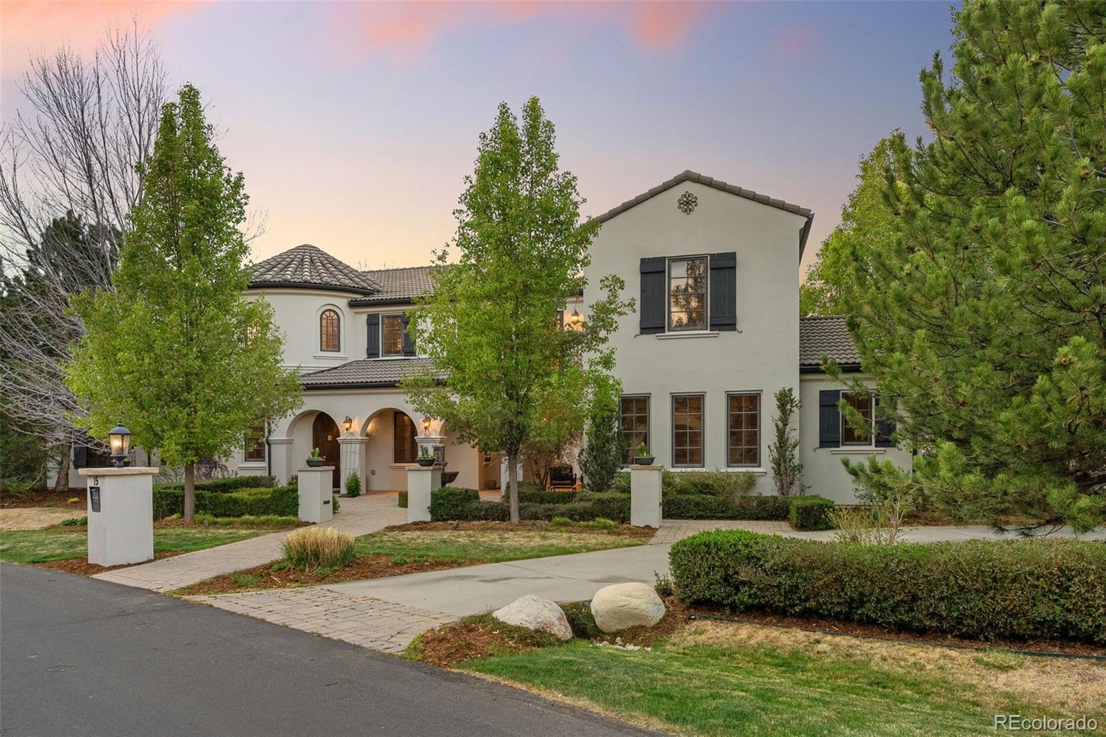 15 Foxtail Circle Englewood CO 80113