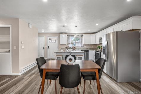 1689 Bahama Street Aurora CO 80011