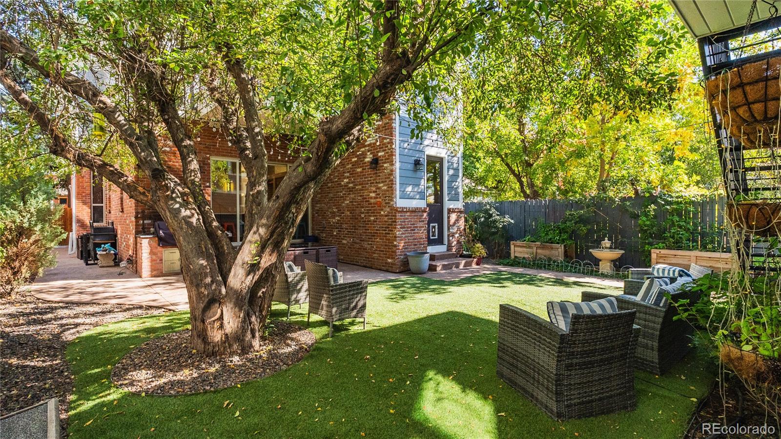 1745 N Emerson Street Denver CO 80218