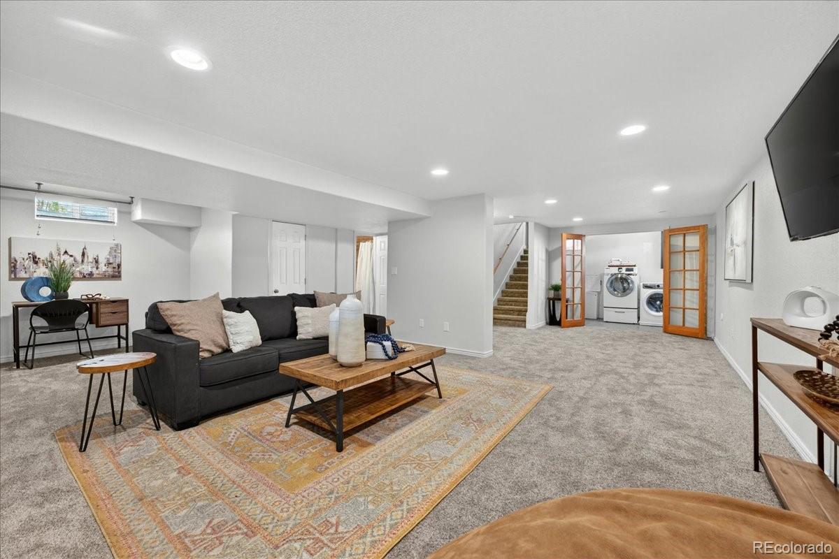 4800 Knox Court Denver CO 80221