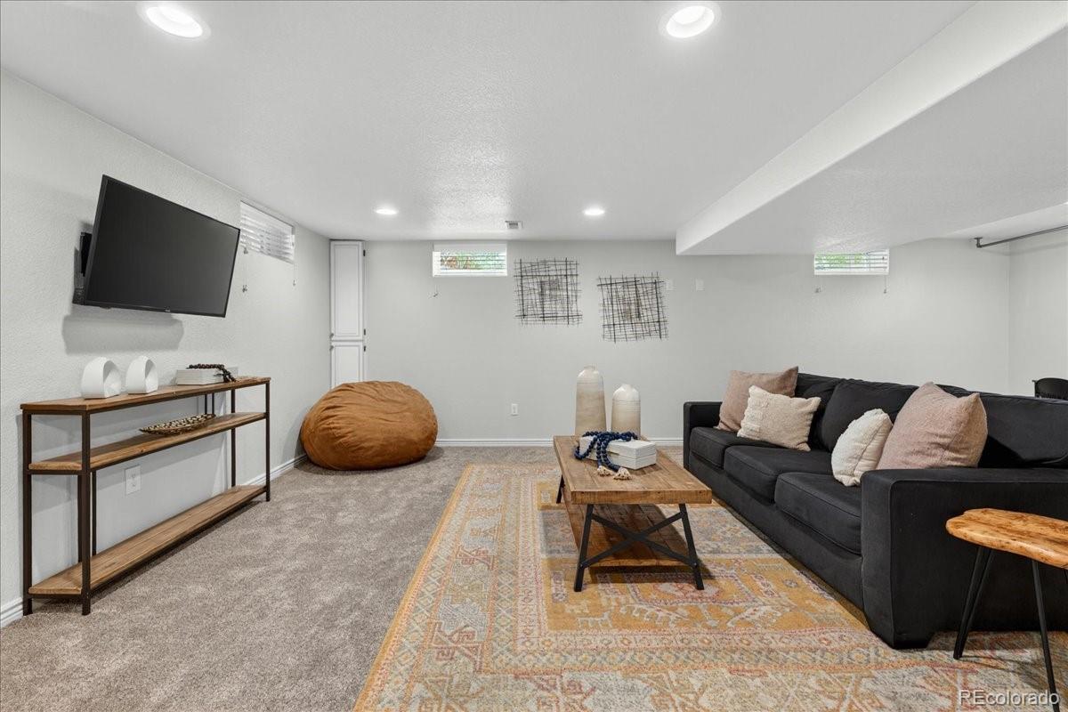 4800 Knox Court Denver CO 80221