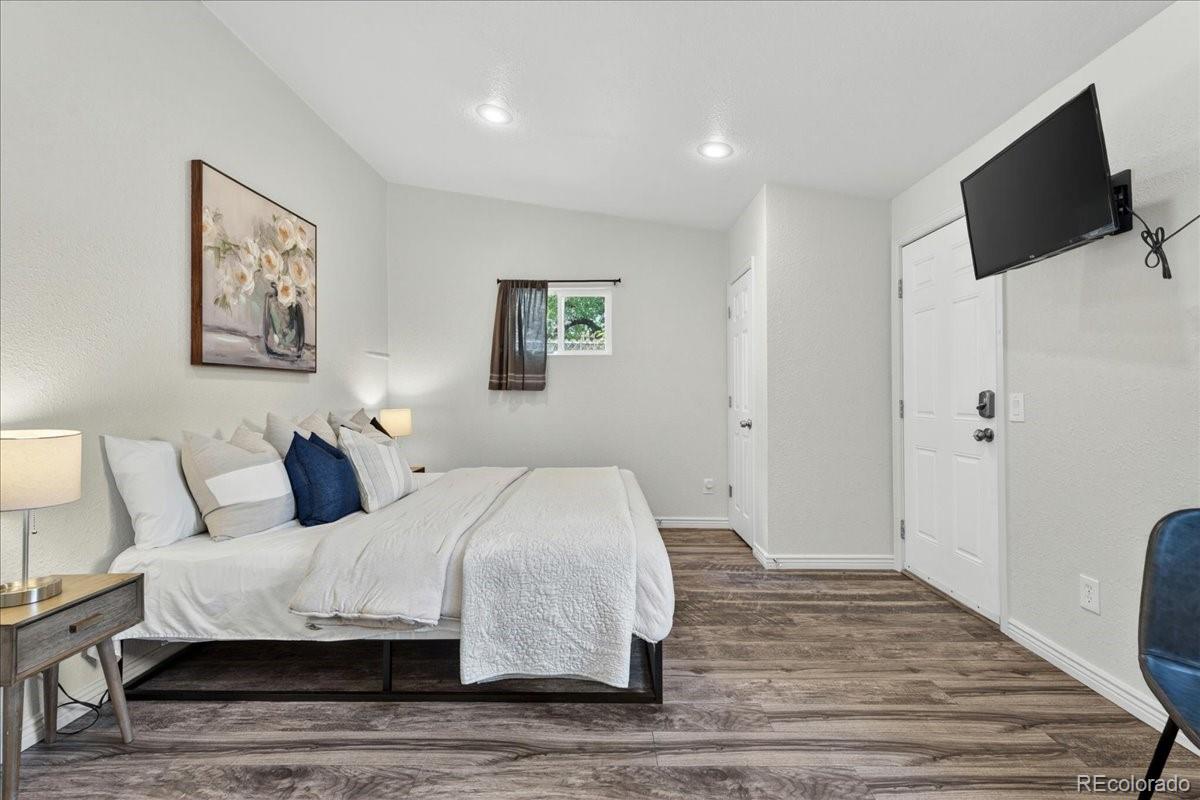 4800 Knox Court Denver CO 80221