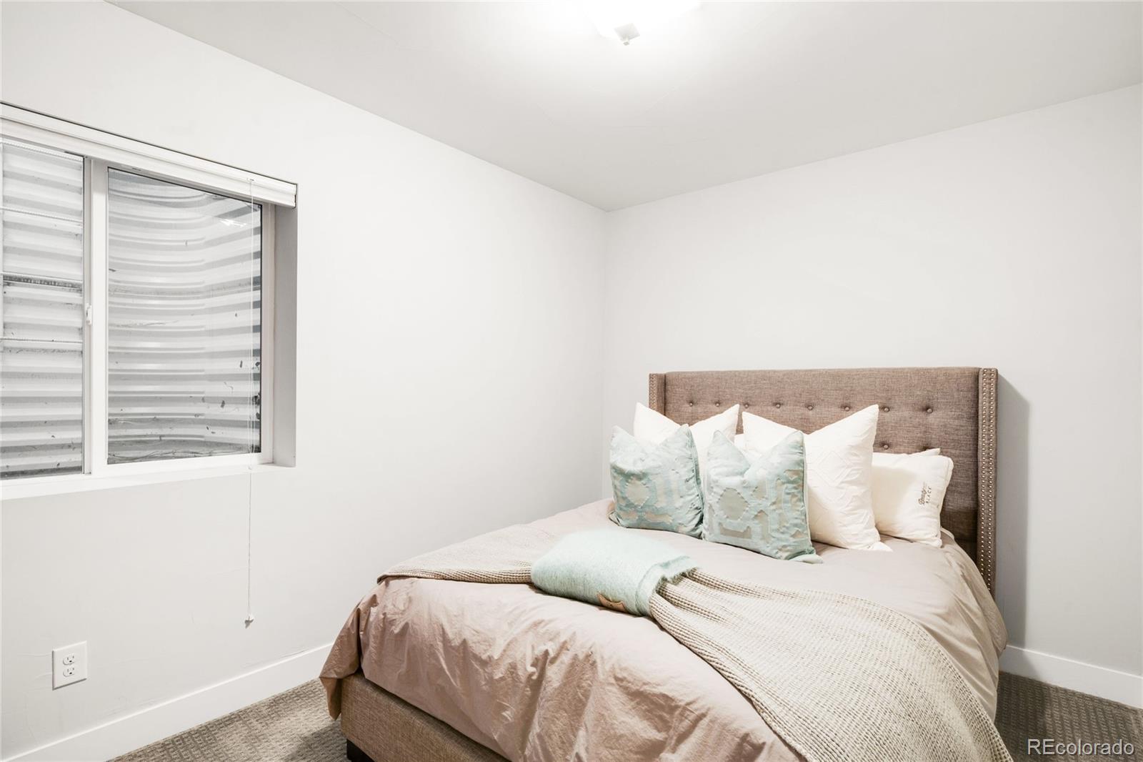 2712 Irving Street Denver CO 80211