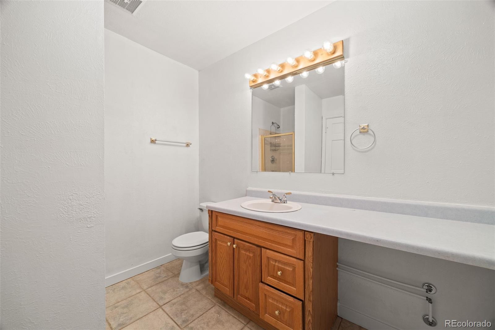 5998 E Weaver Circle Centennial CO 80111