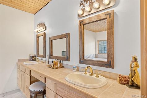 76 No Place Road Hartsel CO 80449