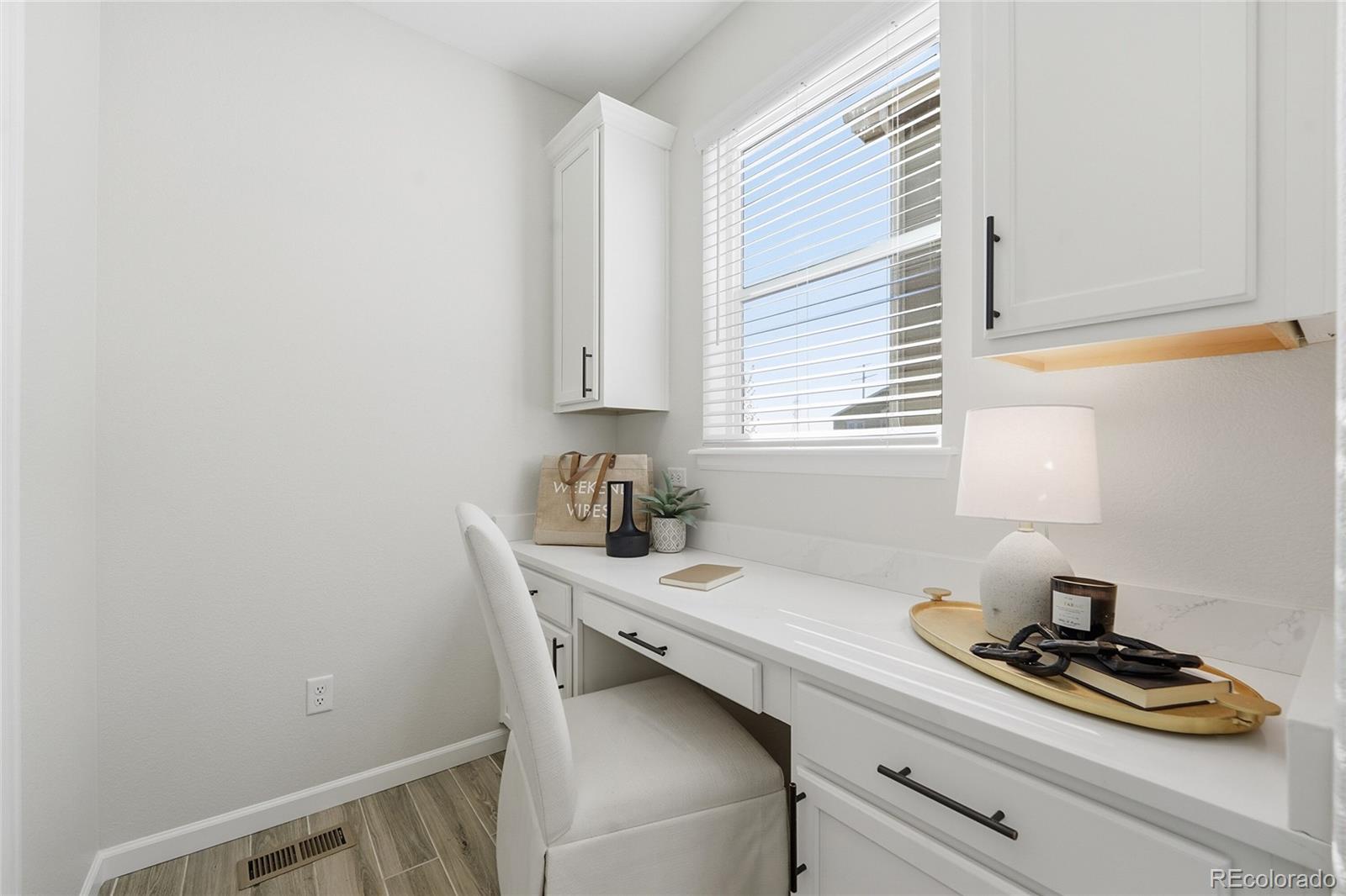 5783 S Fultondale Court Aurora CO 80016