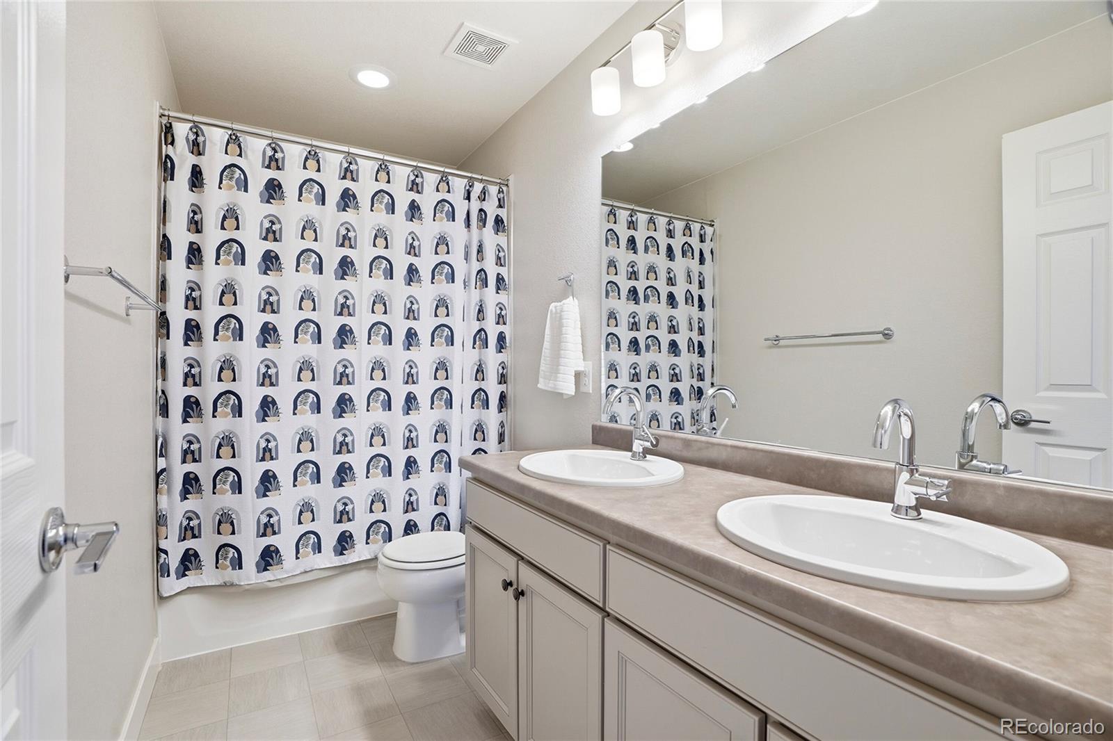 4708 Joplin Street Denver CO 80239