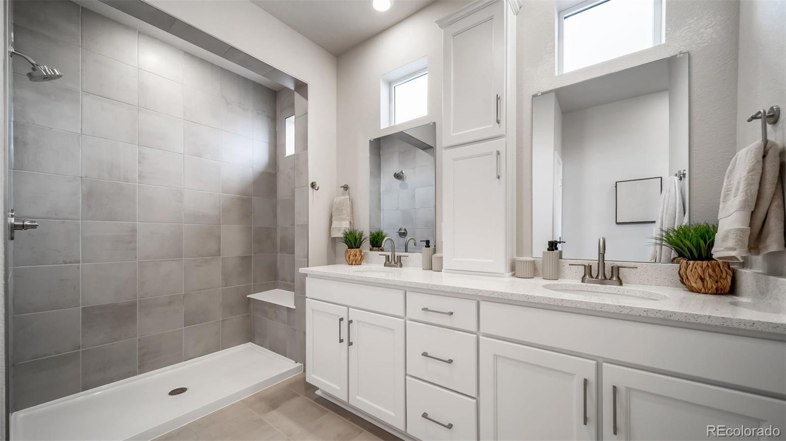 5024 N Tempe Street Aurora CO 80019