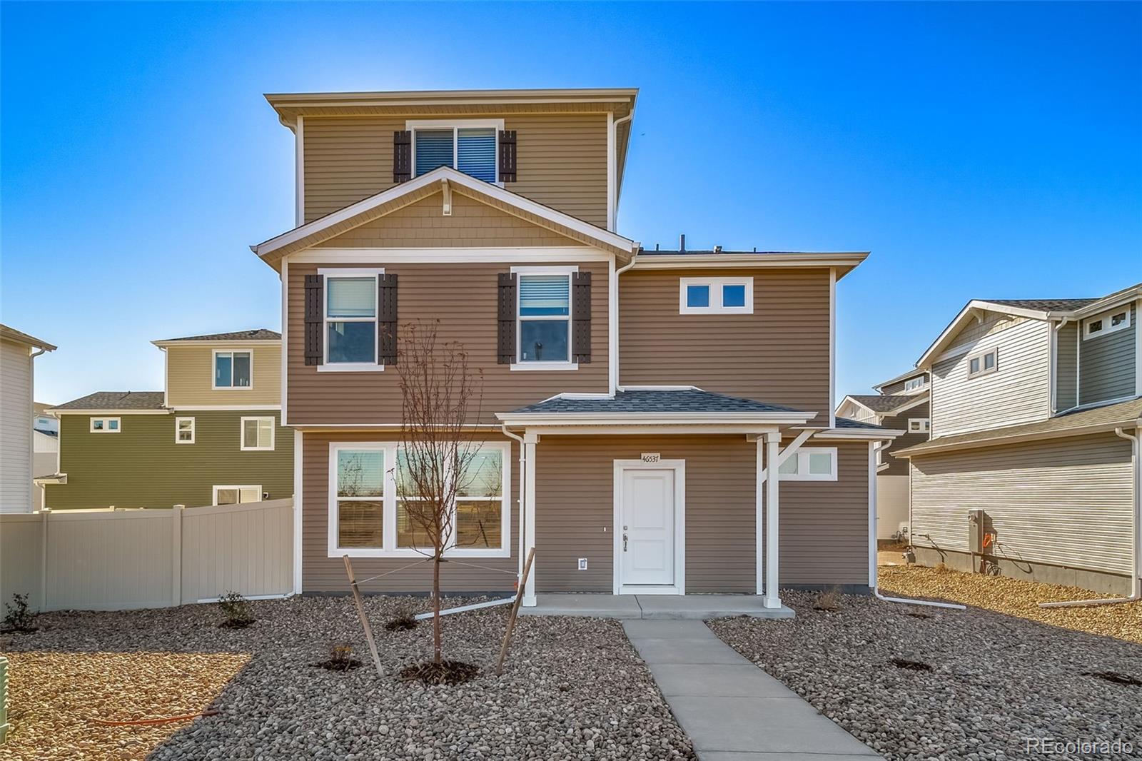 46537 Sunflower Lane Bennett CO 80102