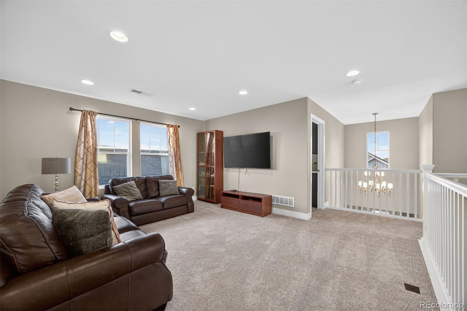 6738 Club Villa Road Parker CO 80134