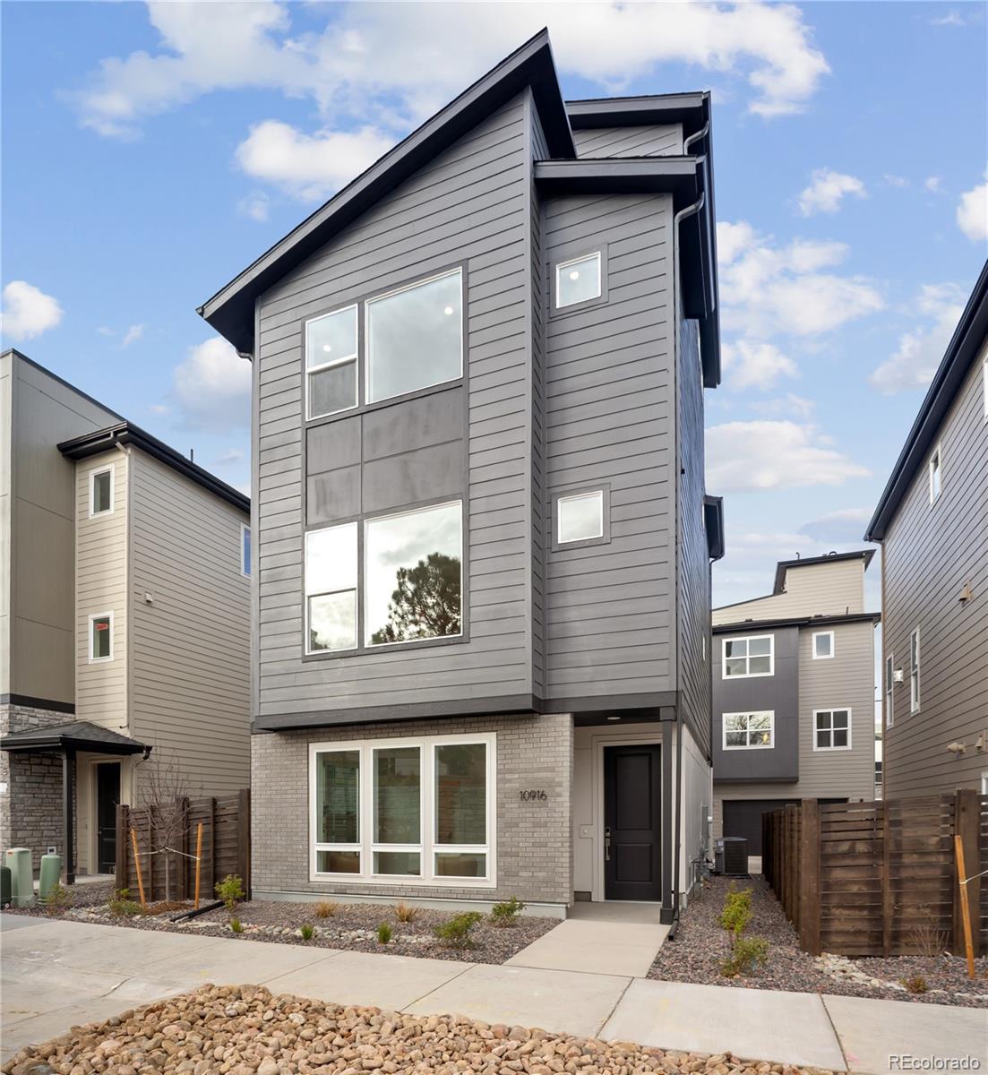 10916 E Hinsdale Circle Englewood CO 80112