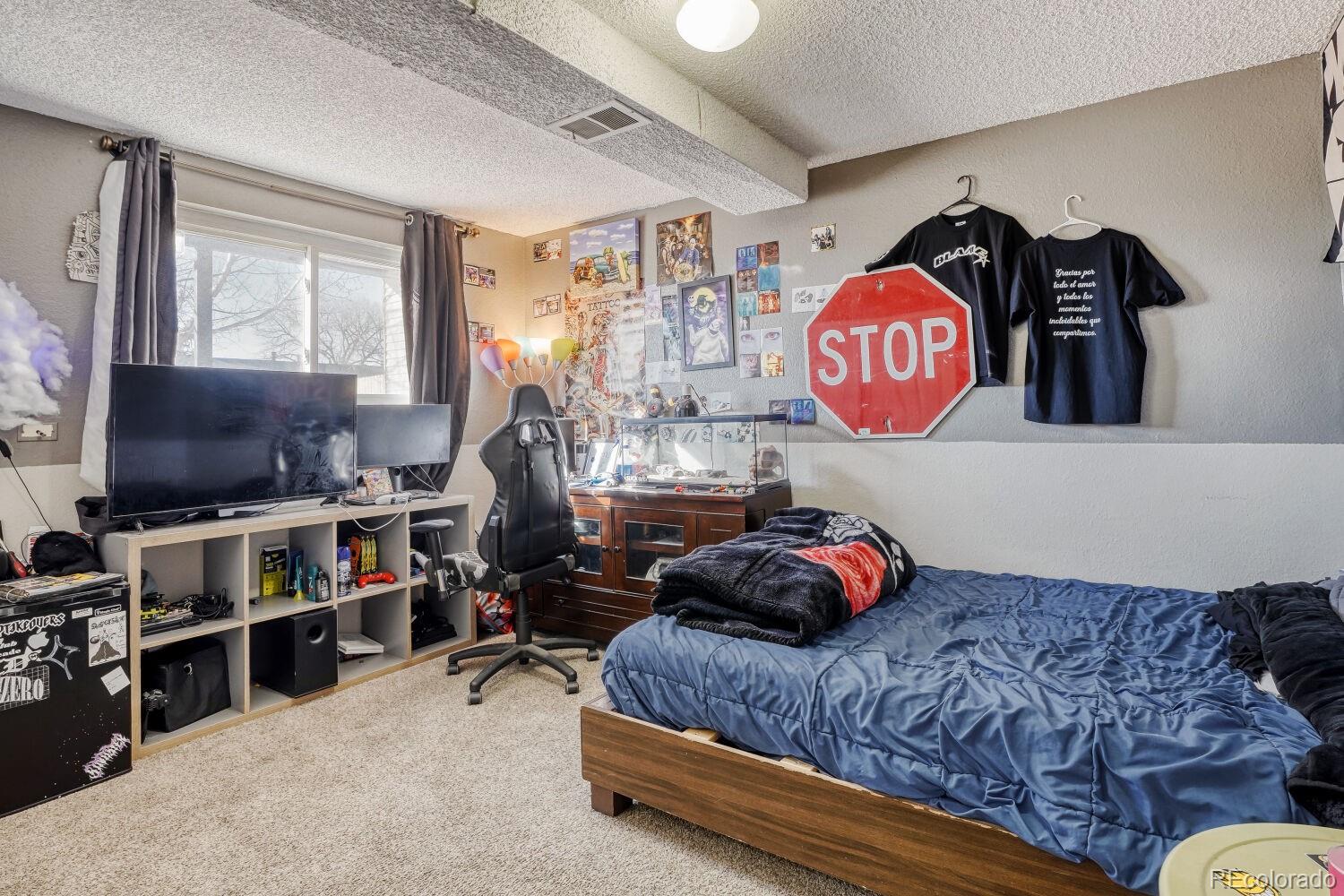 5303 Elkhart Denver CO 80239