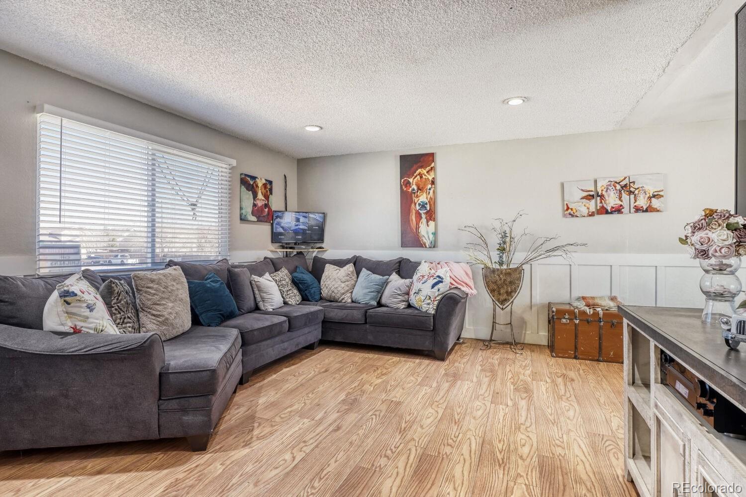 5303 Elkhart Denver CO 80239