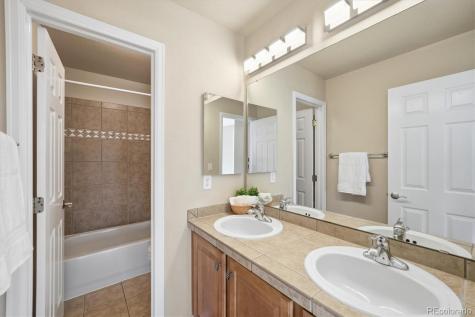 10524 Applebrook Circle Highlands Ranch CO 80130