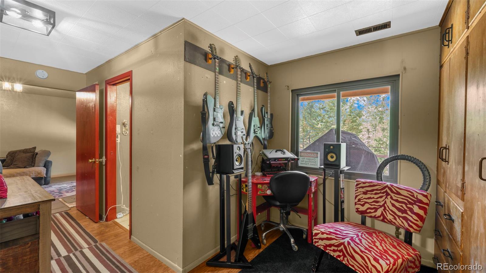 82 S Mountain Estates Road Florissant CO 80816