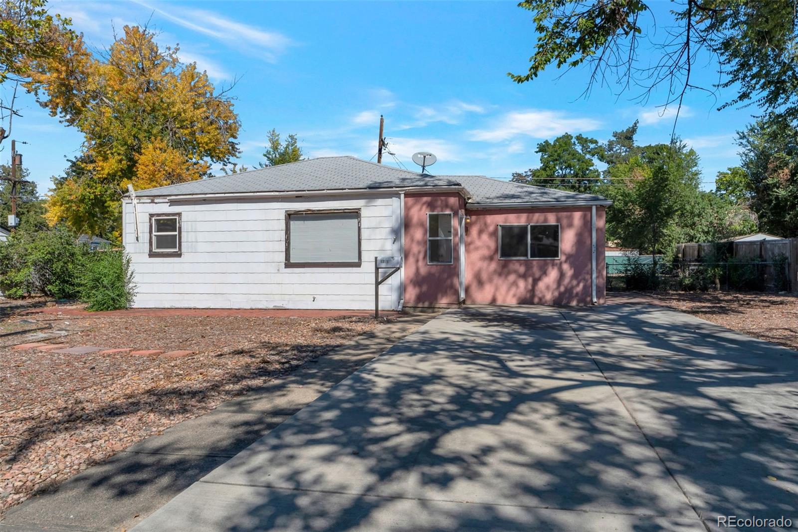 1266 Del Mar Parkway Aurora CO 80010