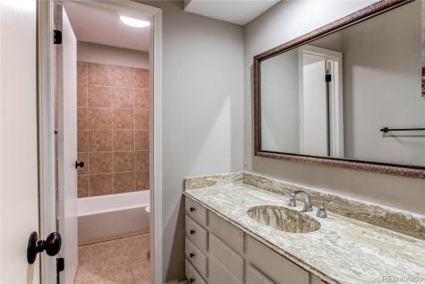 1698 S Kingston Street Aurora CO 80012