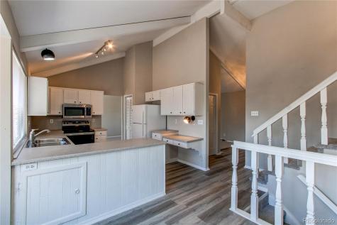 1698 S Kingston Street Aurora CO 80012