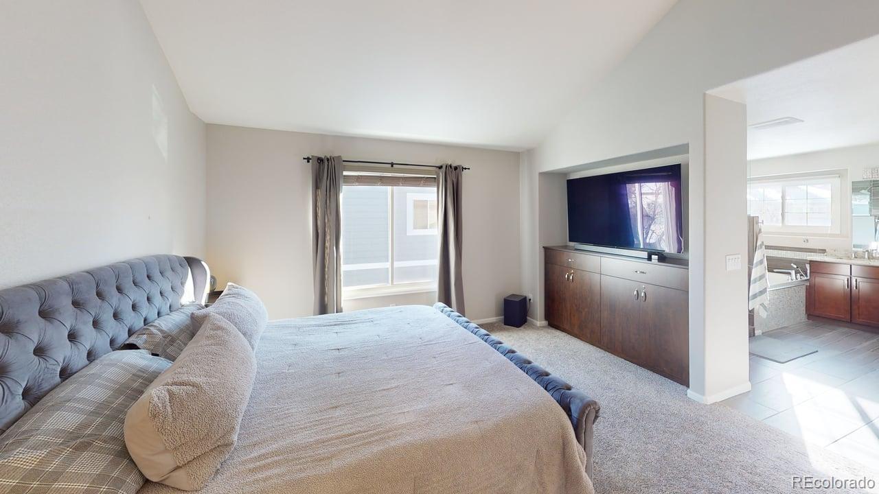 8958 Forrest Drive Highlands Ranch CO 80126