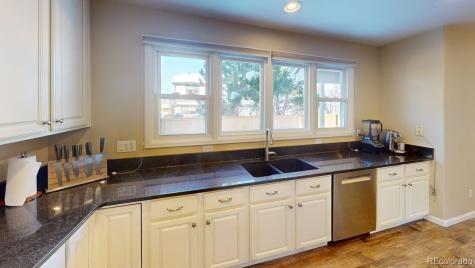 8958 Forrest Drive Highlands Ranch CO 80126