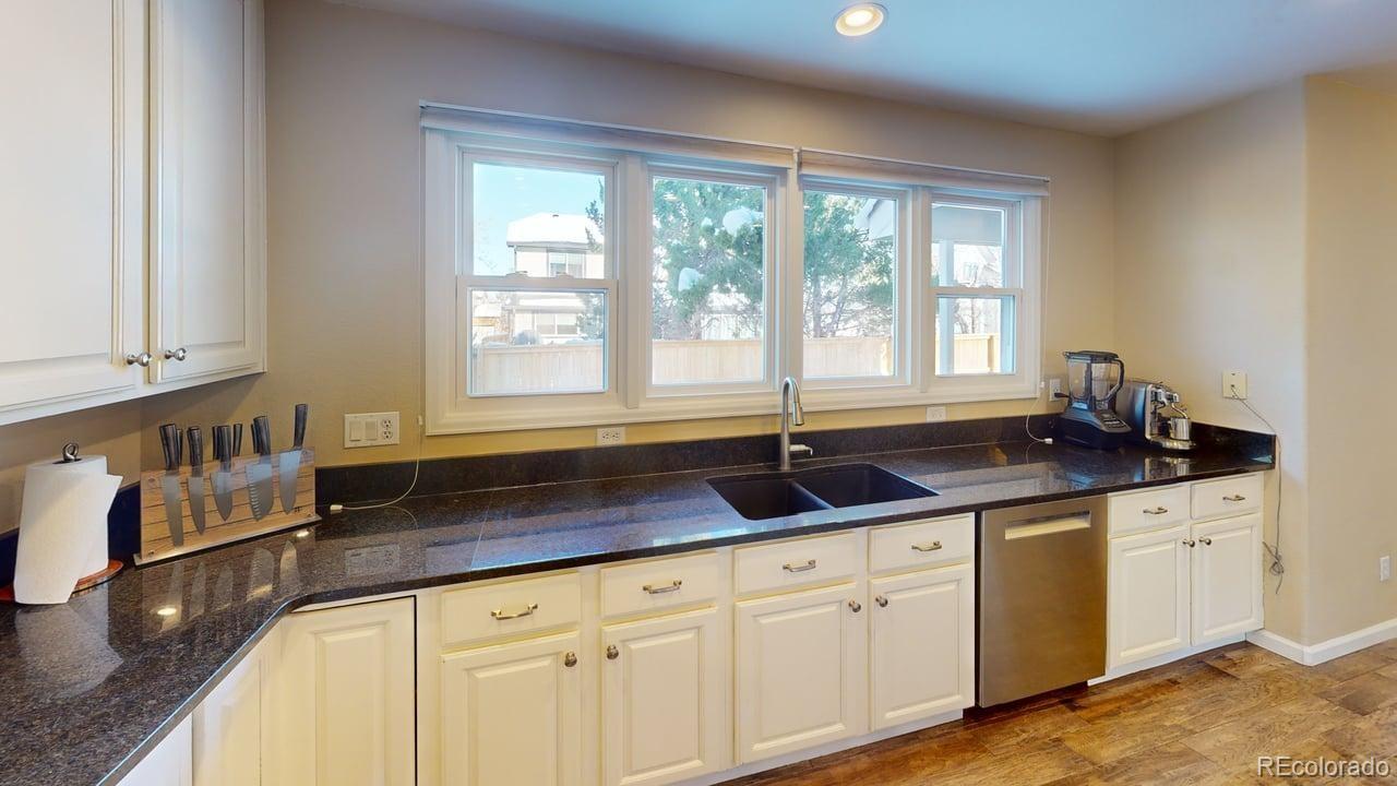 8958 Forrest Drive Highlands Ranch CO 80126