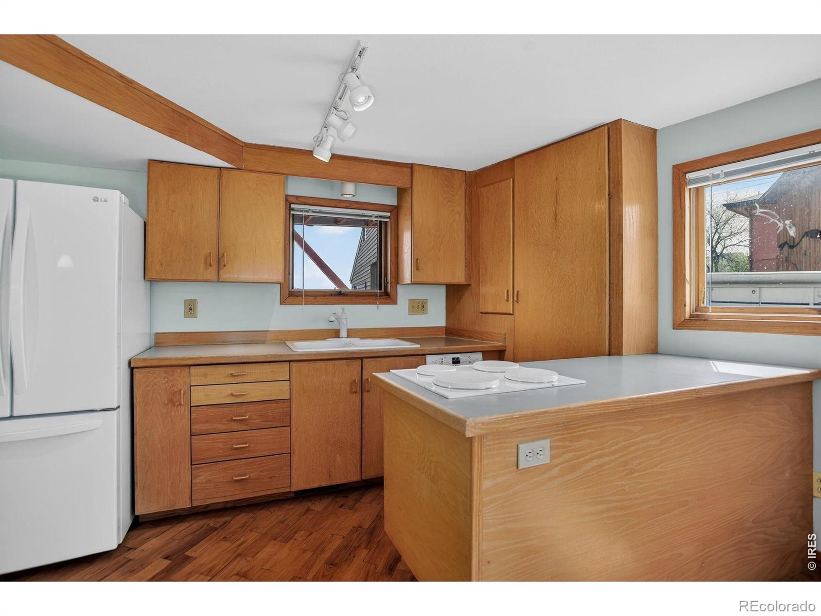 215 Ewald Avenue Lyons CO 80540