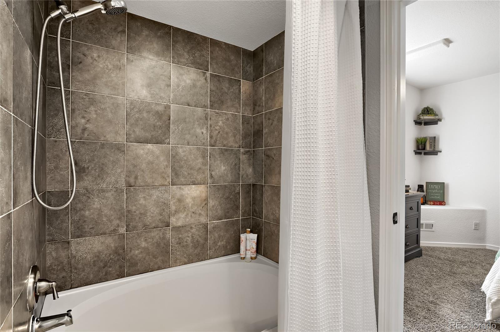 6441 S Millbrook Way Aurora CO 80016