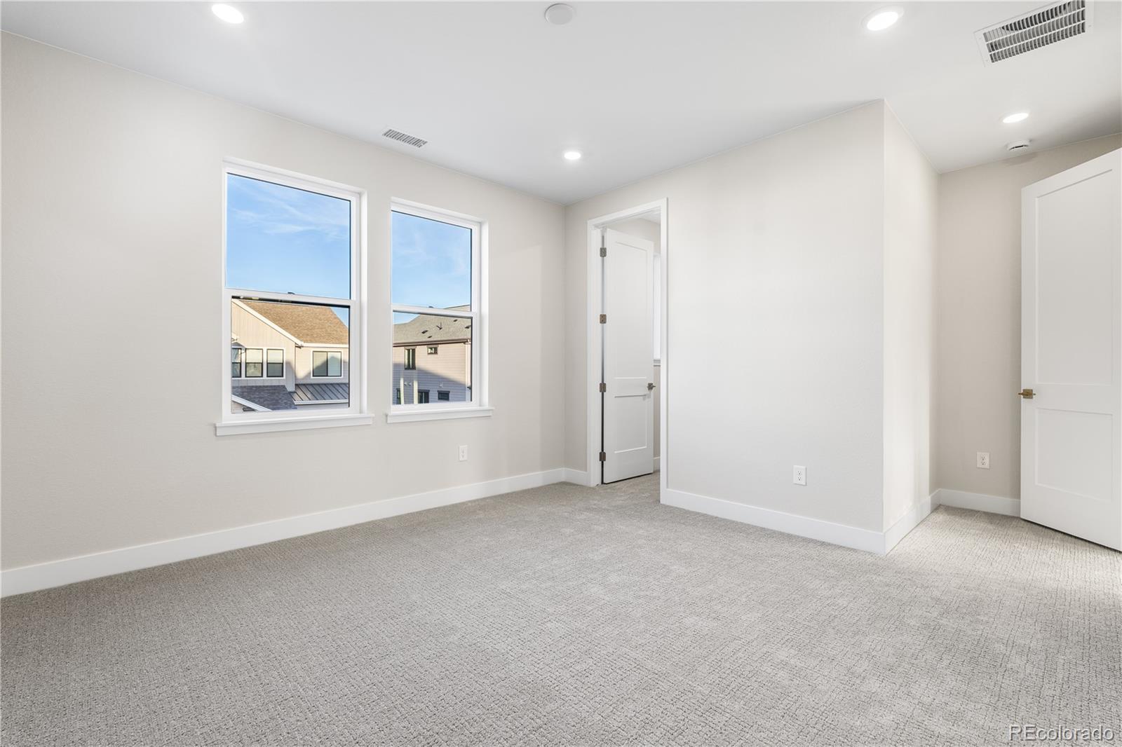8770 Summerwalk Trail Littleton CO 80125