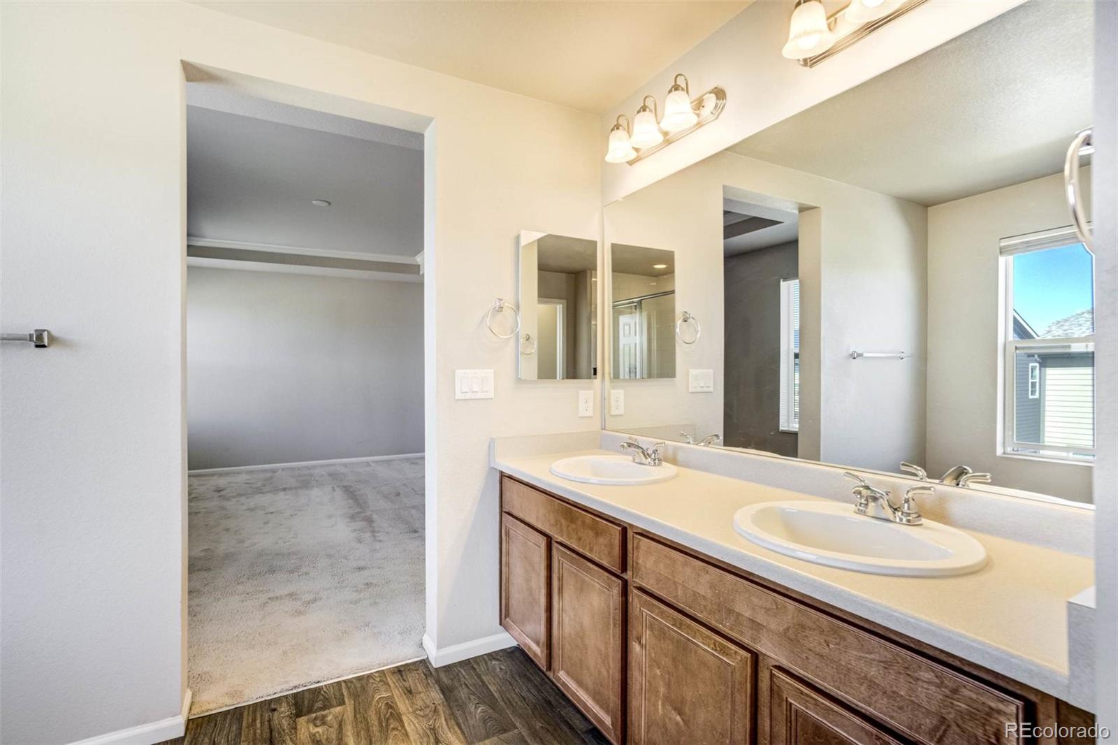 4709 Helena Street Denver CO 80239