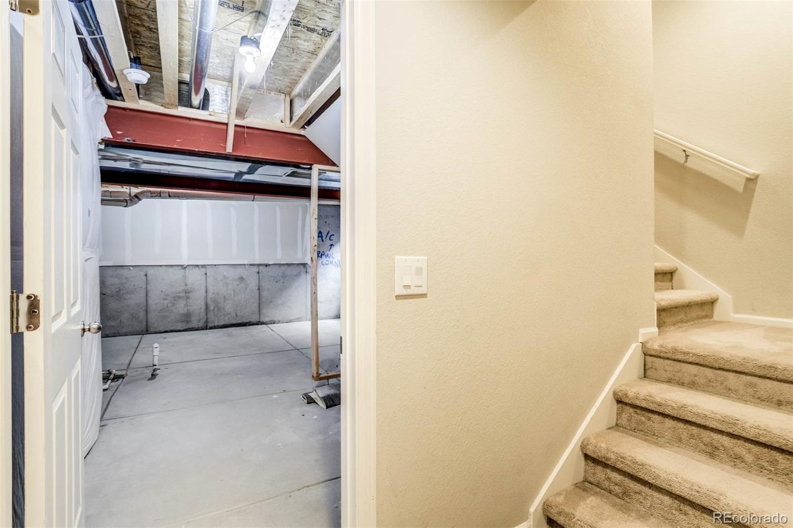 4709 Helena Street Denver CO 80239
