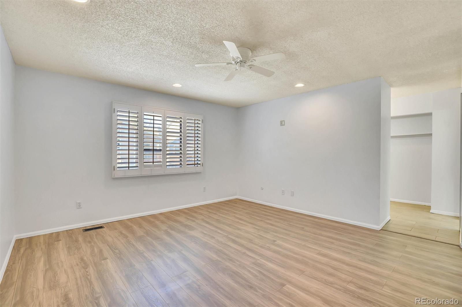 10128 E Weaver Place Englewood CO 80111