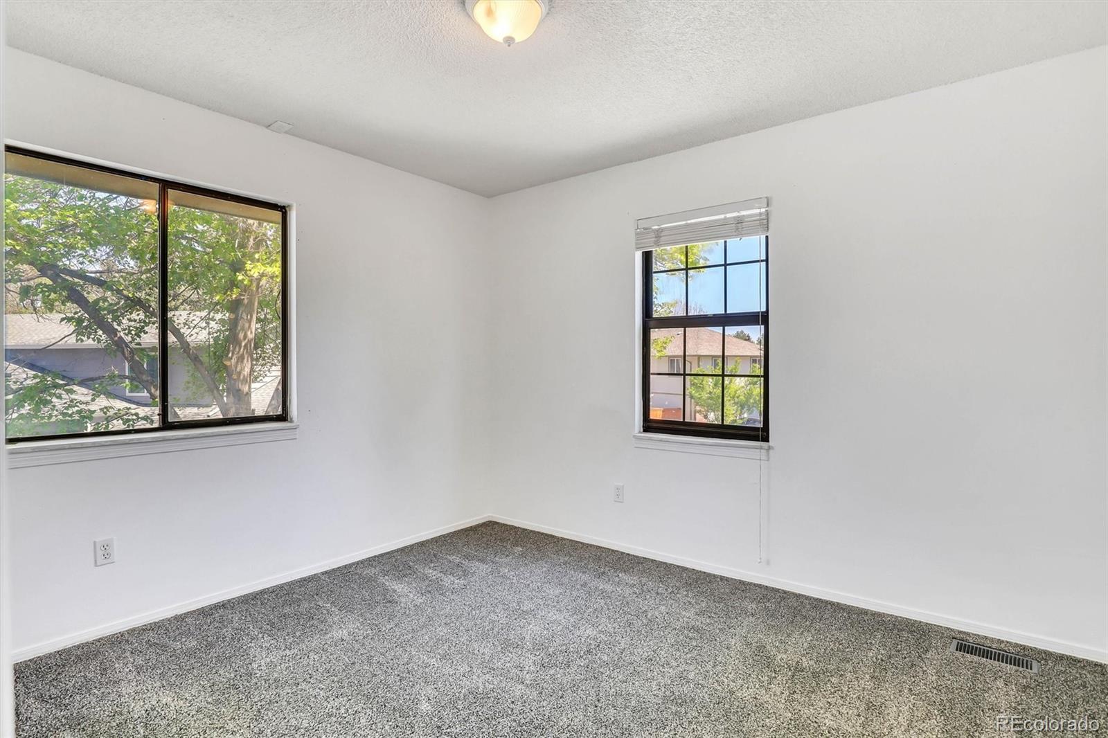 10128 E Weaver Place Englewood CO 80111