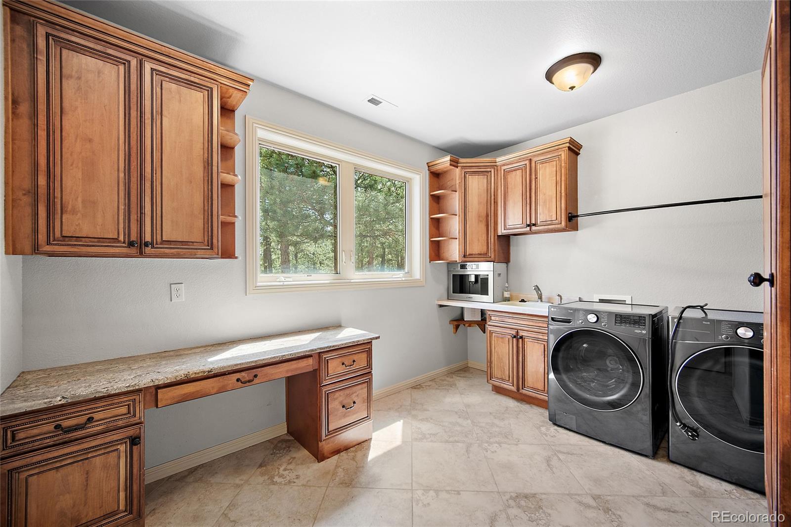 4961 High Forest Road Colorado Springs CO 80908