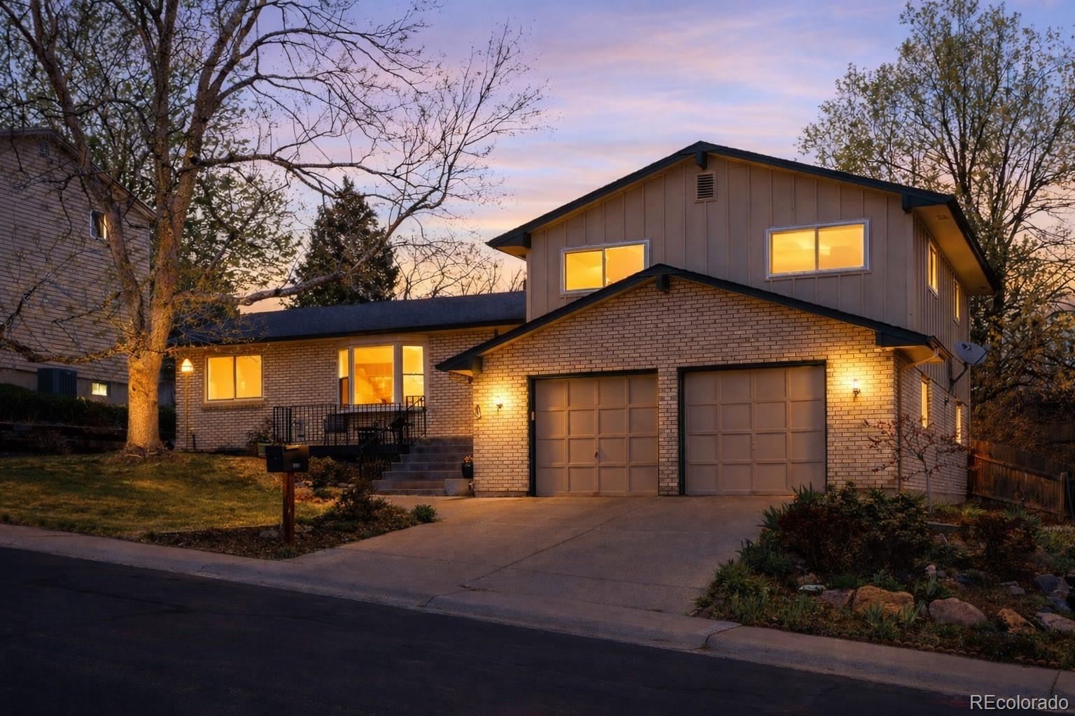 2372 S Holland Street Lakewood CO 80227
