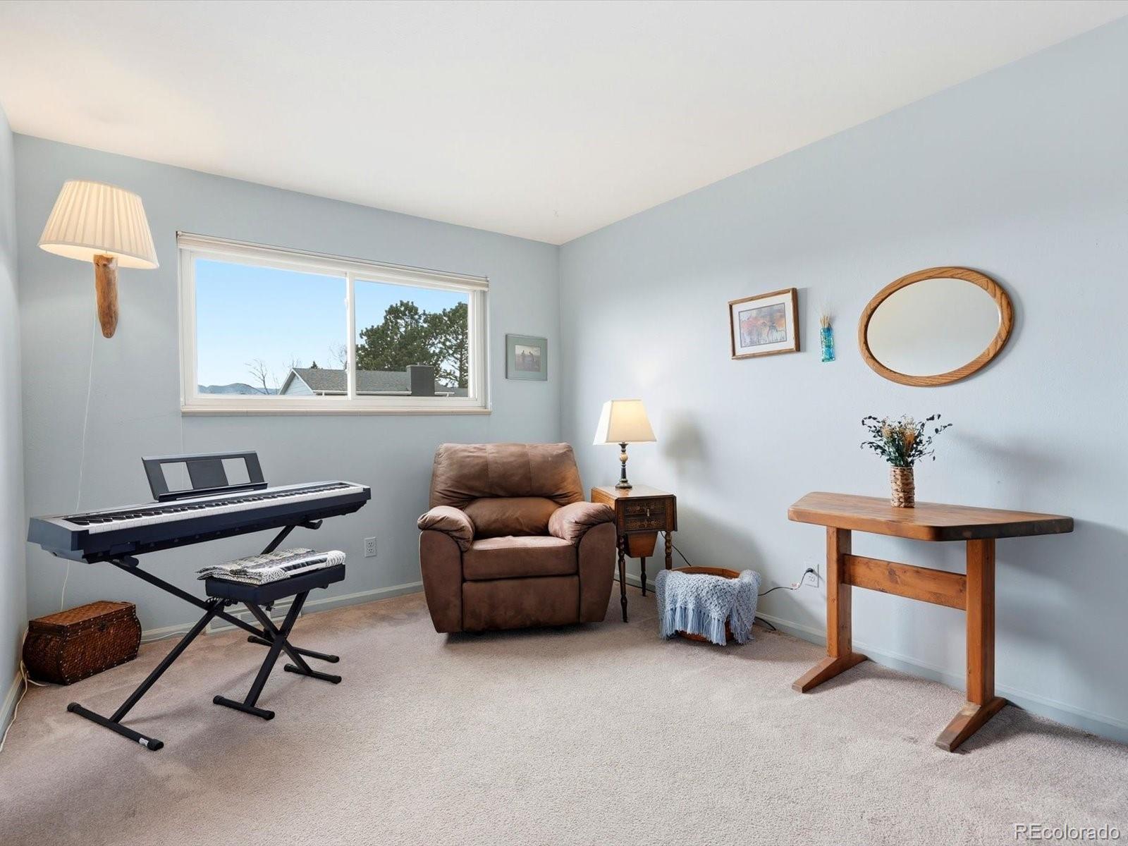 2372 S Holland Street Lakewood CO 80227