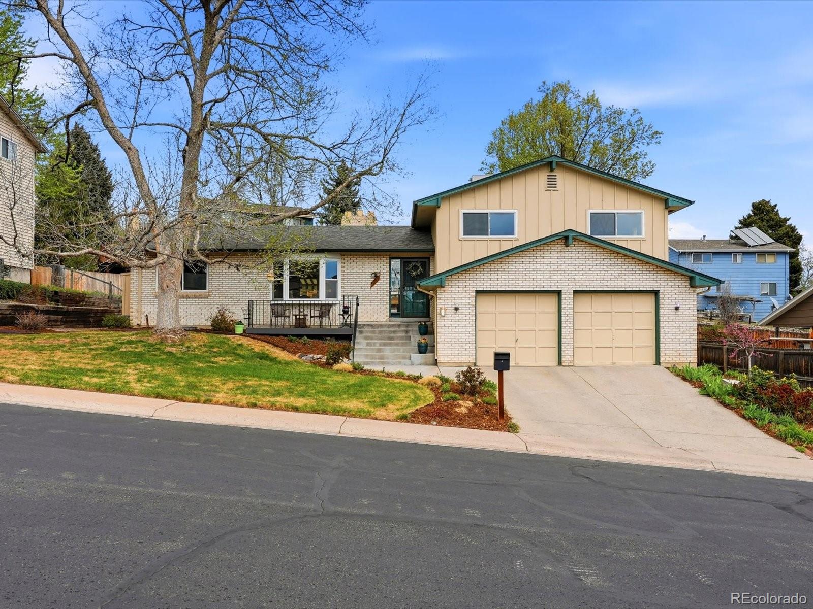 2372 S Holland Street Lakewood CO 80227