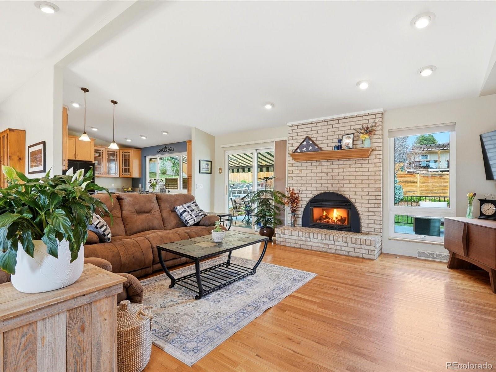 2372 S Holland Street Lakewood CO 80227