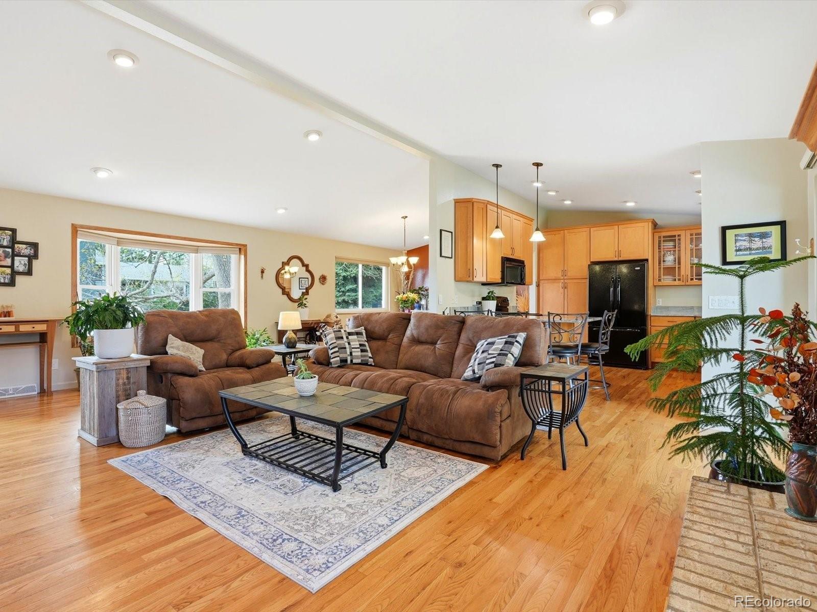 2372 S Holland Street Lakewood CO 80227