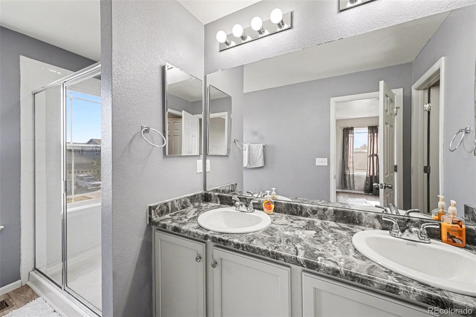 25585 E Maple Place Aurora CO 80018