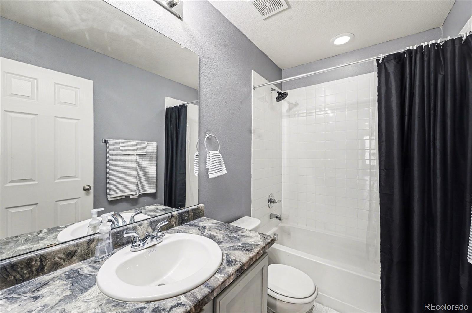 25585 E Maple Place Aurora CO 80018