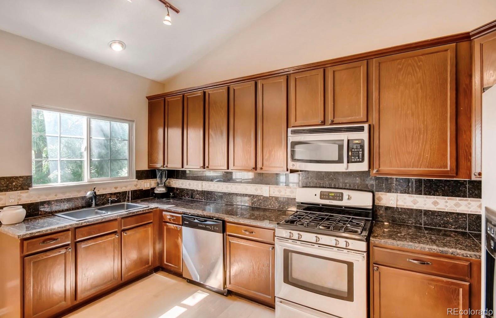 9694 Silverberry Circle Highlands Ranch CO 80129