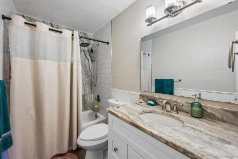 1036 Vaughn Street Aurora CO 80011