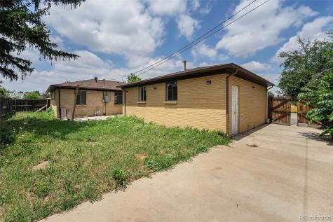 588 Empire Street Aurora CO 80010